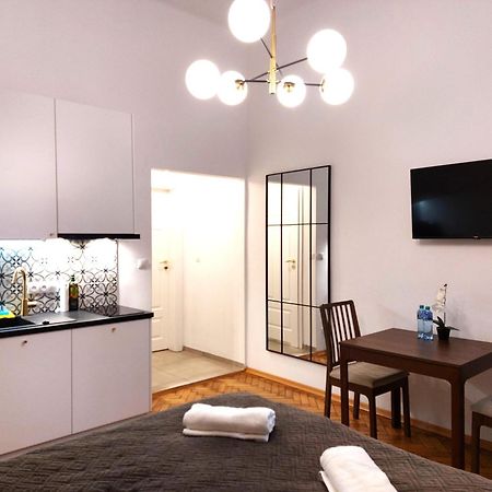 Unique Style Apartments Old Town - 25 Min From The Airport - By Homelike Krasków Εξωτερικό φωτογραφία