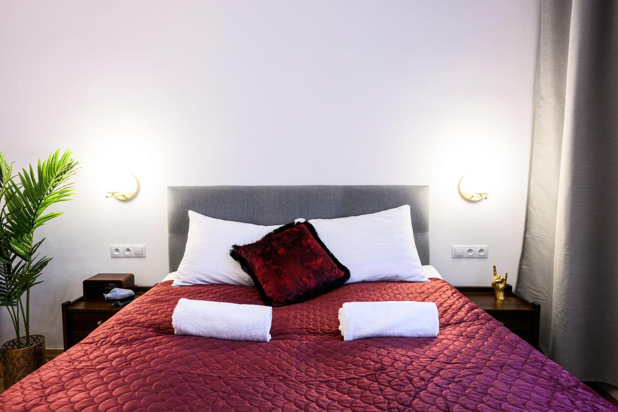 Unique Style Apartments Old Town - 25 Min From The Airport - By Homelike Krasków Εξωτερικό φωτογραφία
